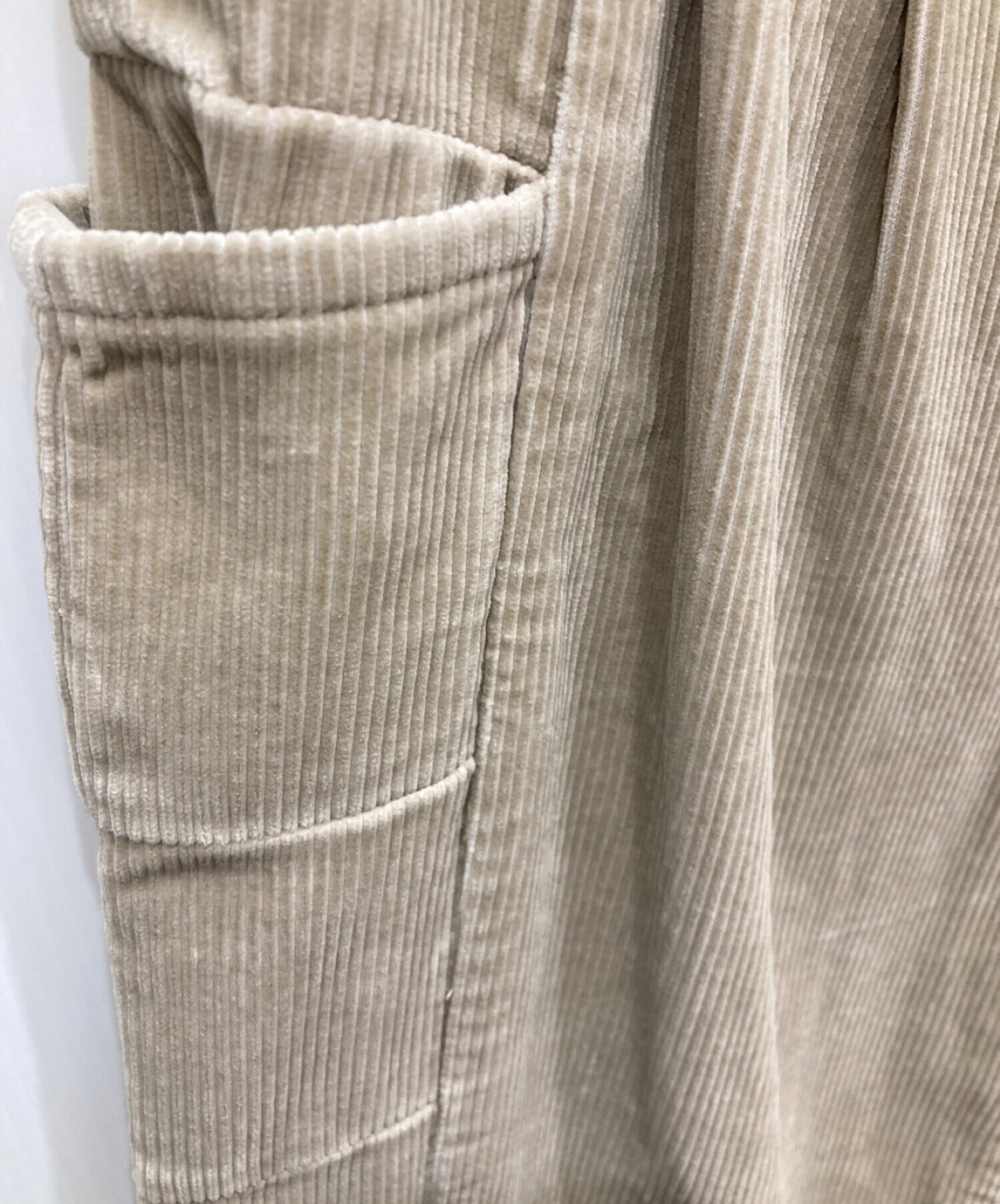 中古・古着通販】UNUSED (アンユーズド) CORDUROY PANTS コーデュロイパンツ UW0915-C084S1 ベージュ サイズ:1  未使用品｜ブランド・古着通販 トレファク公式【TREFAC FASHION】スマホサイト