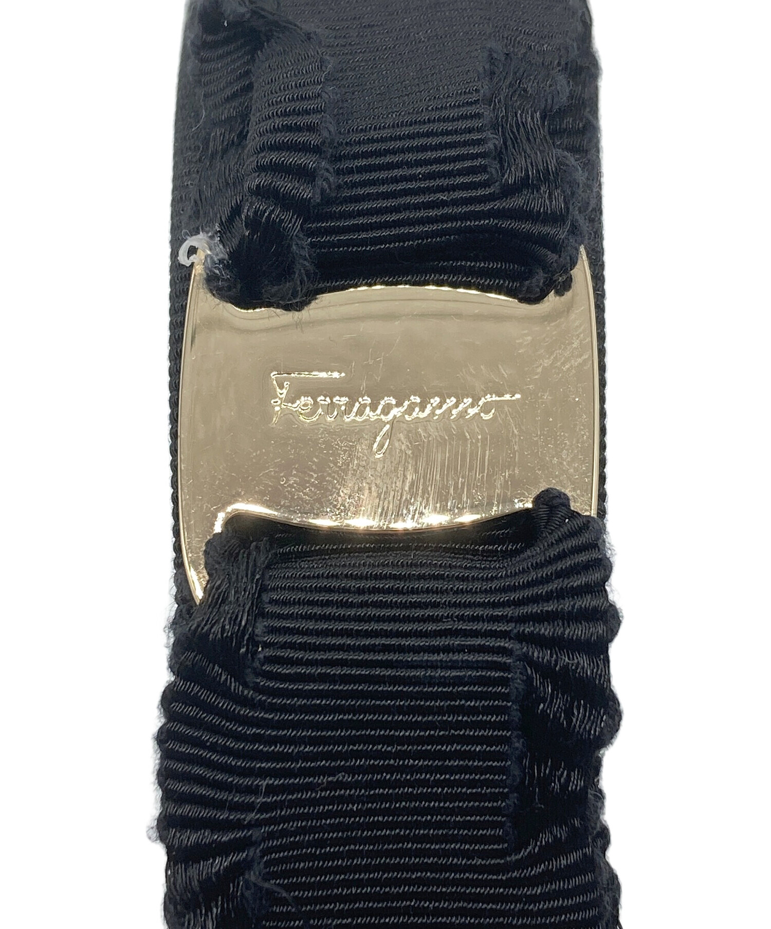 中古・古着通販】Salvatore Ferragamo (サルヴァトーレ フェラガモ) ヴァラリボンカチューシャ ブラック｜ブランド・古着通販  トレファク公式【TREFAC FASHION】スマホサイト