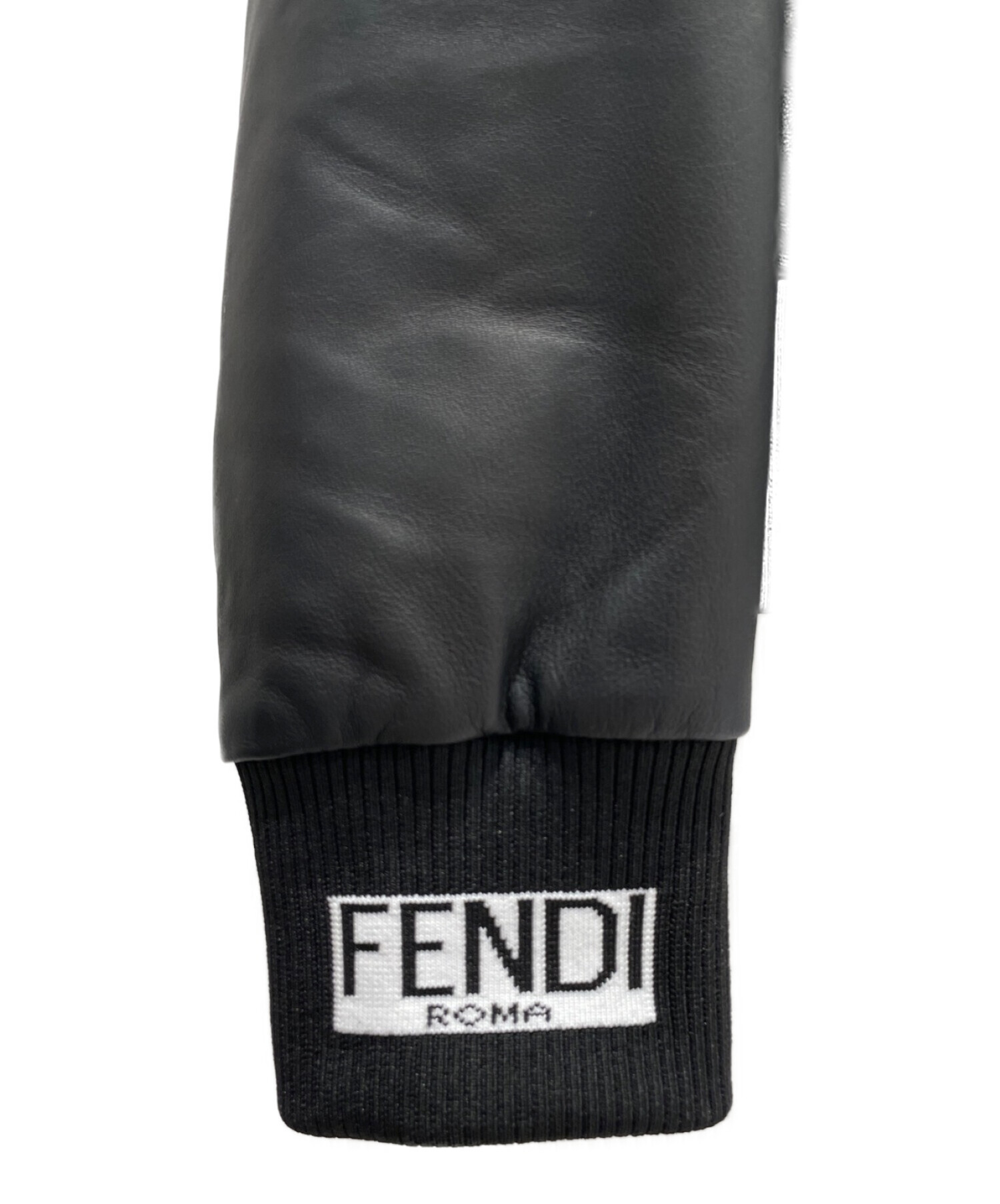 FENDI (フェンディ) リボンパールレザージャケット ブラック サイズ:42