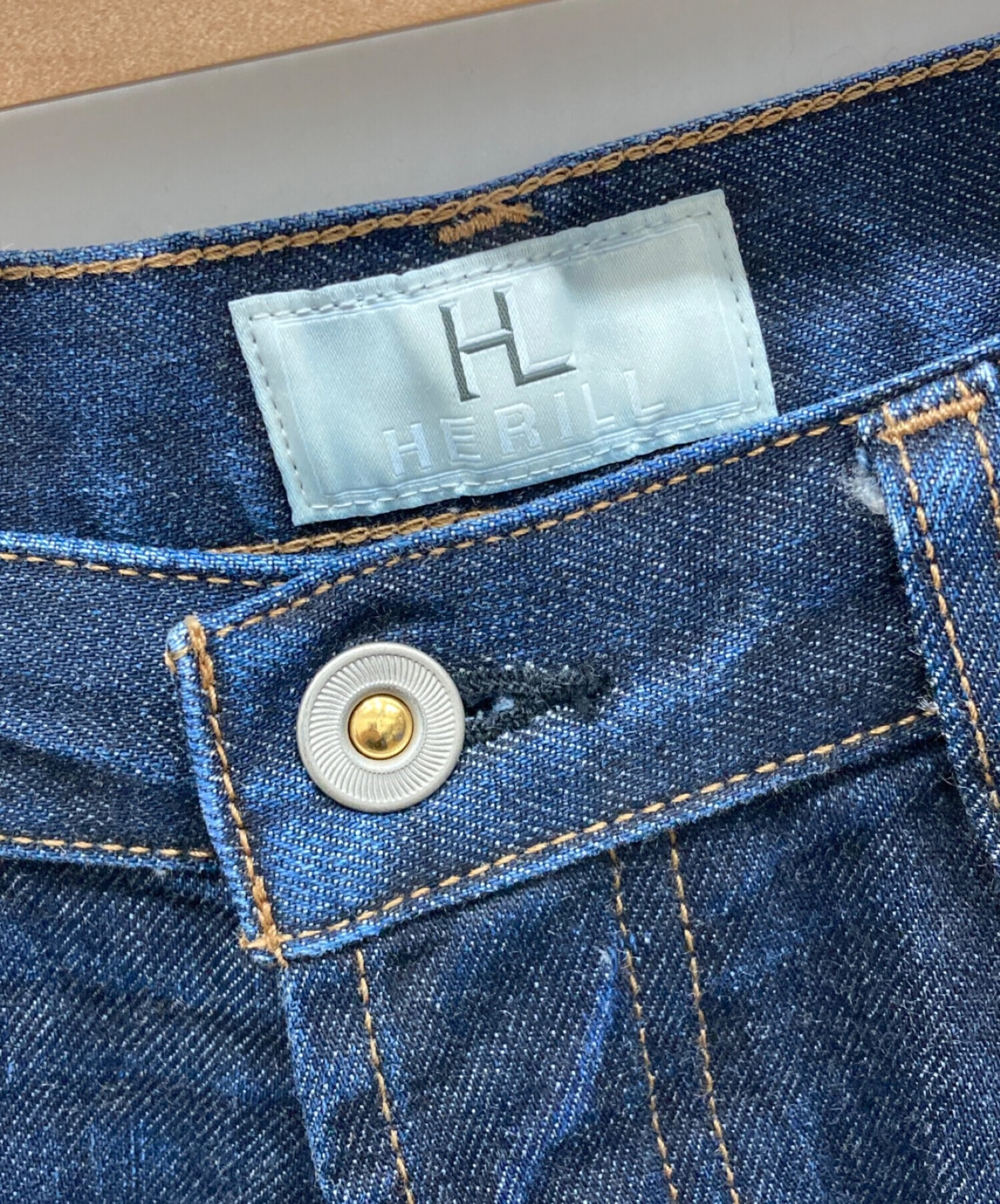 HERILL (ヘリル) CASHMERE DENIM TACK 4PK　20-030-HL-8040-3　タック　デニムパンツ インディゴ サイズ:2