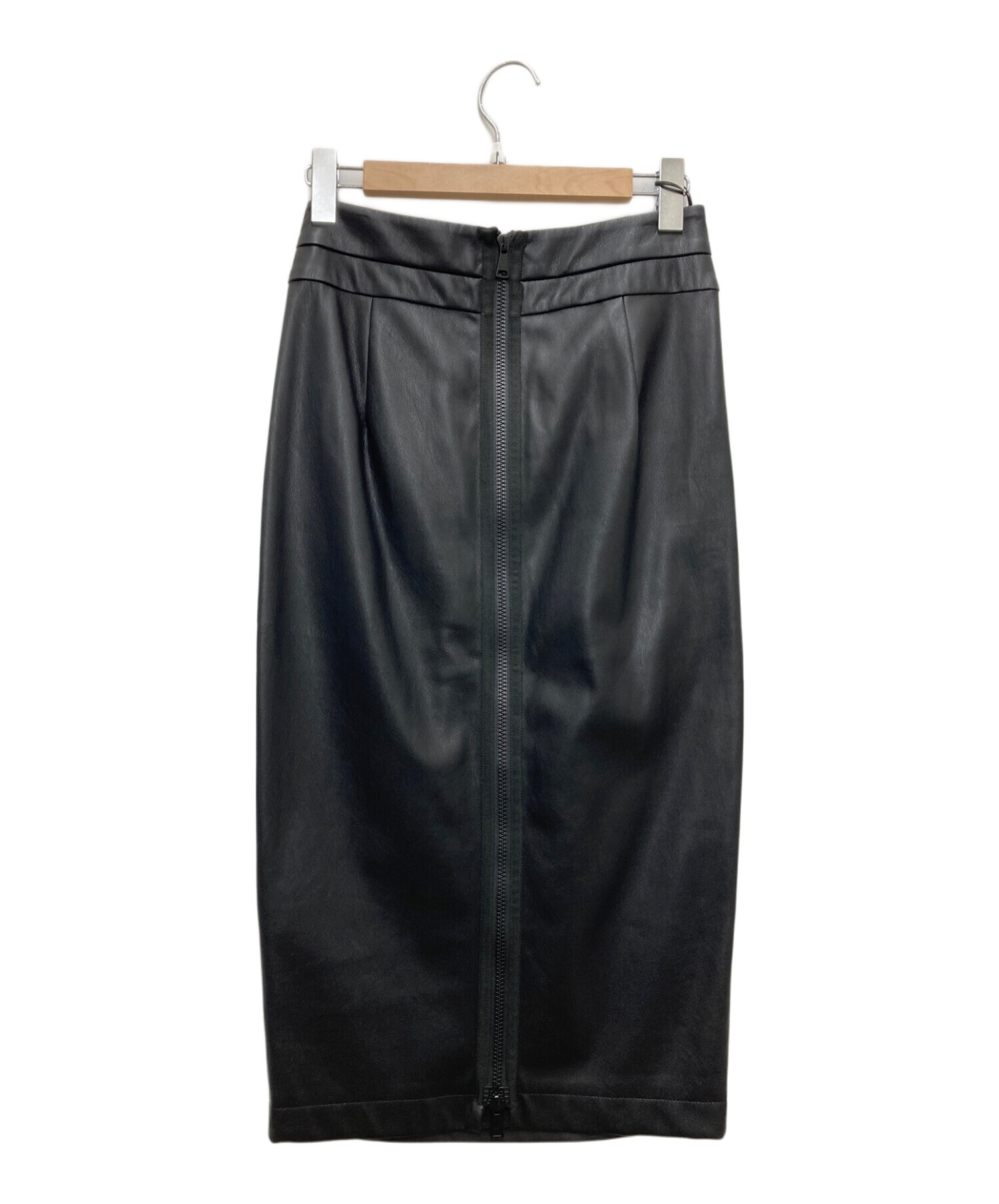 N°21 numero ventuno (ヌメロヴェントゥーノ) バックジップスカート ブラック サイズ:42 未使用品