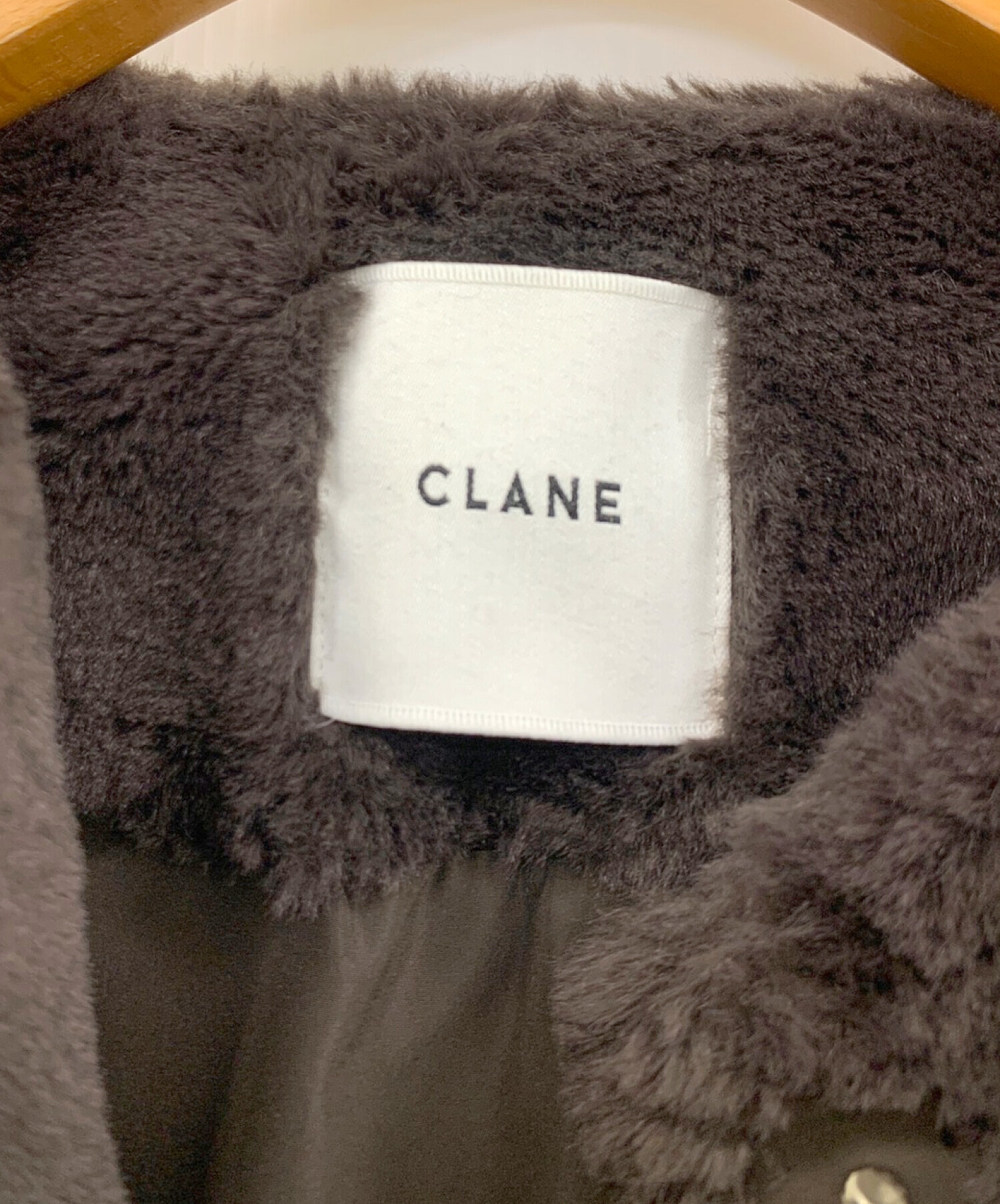 中古・古着通販】CLANE (クラネ) ノーカラーリコファーコート ブラウン