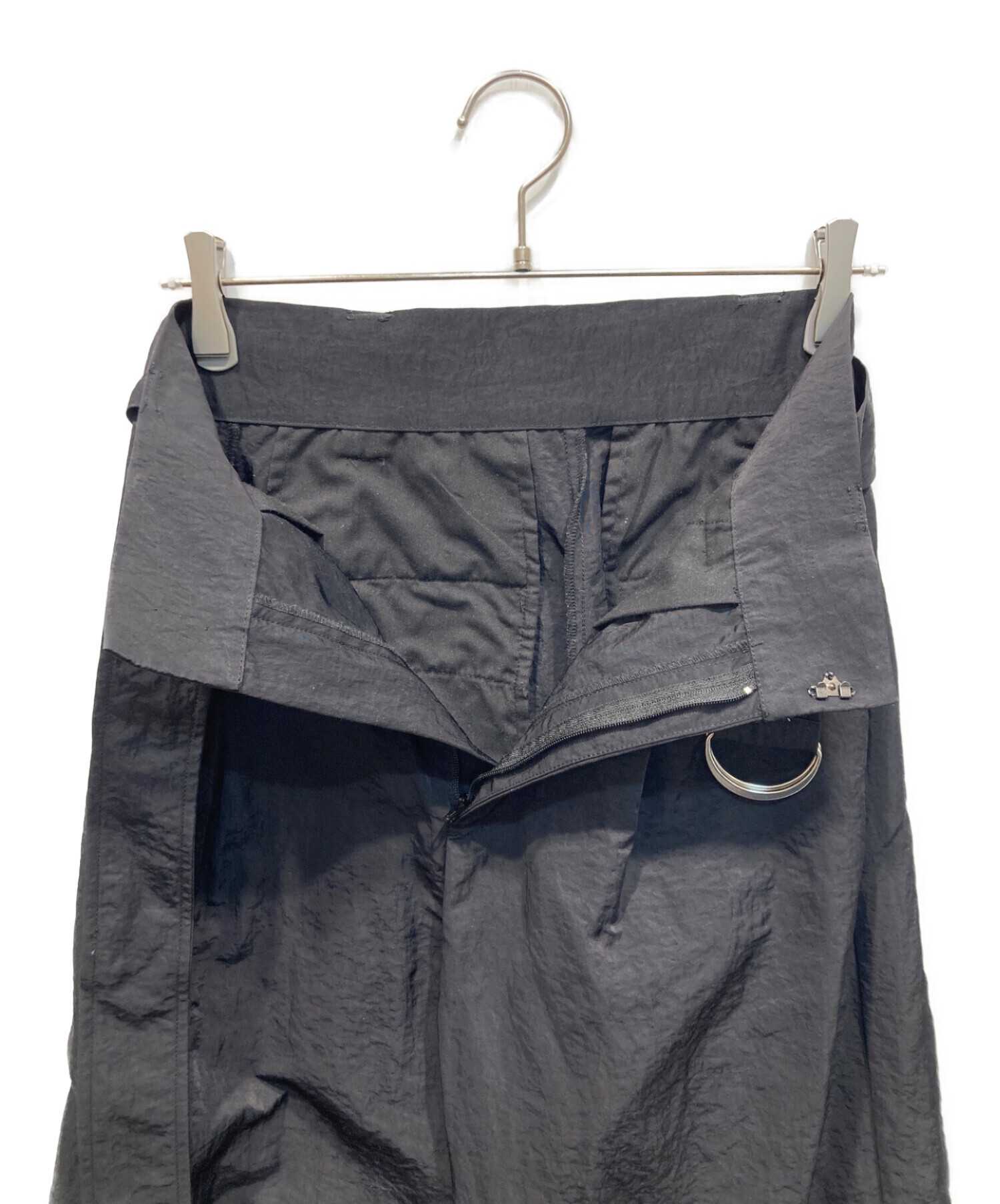 MAISON SPECIAL (メゾンスペシャル) Belted Slash Washer Nylon Pants ブラック サイズ:38
