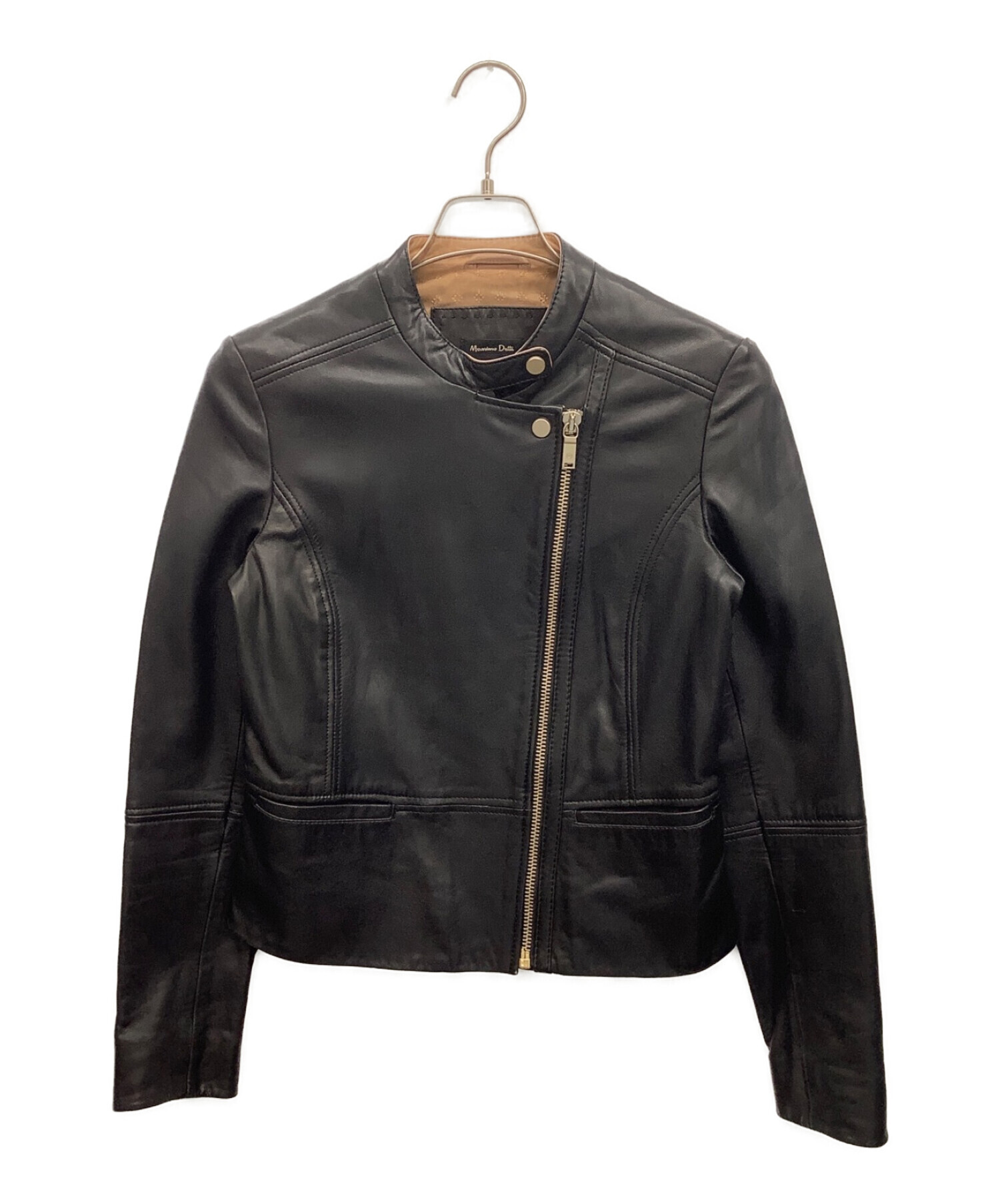 Massimo Dutti 本革ブラックジャケット身幅脇の横から50cm - レザー