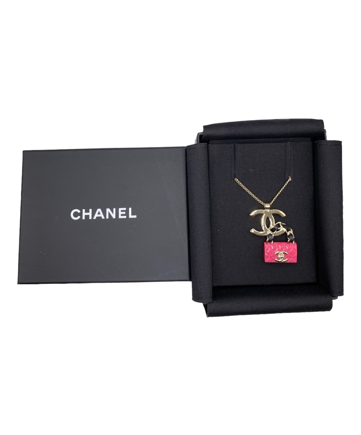 中古・古着通販】CHANEL (シャネル) マトラッセバッグモチーフ ...