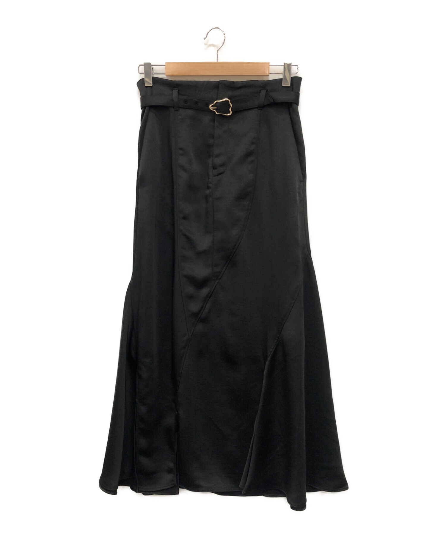 何卒よろしくお願いいたしますMURRAL  Curvy satin skirt (Black)  ミューラル