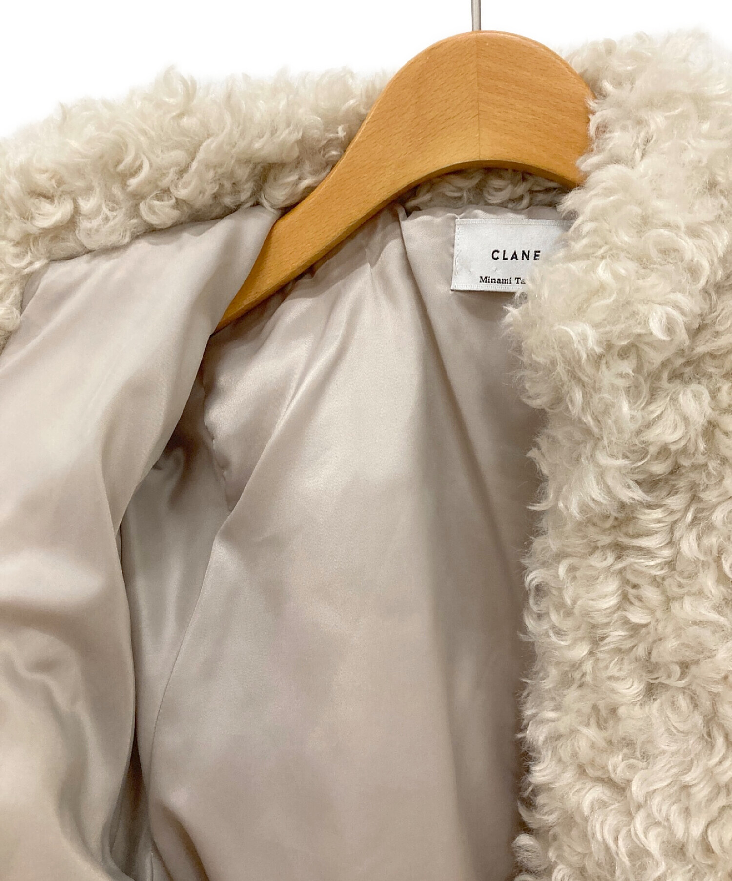 中古・古着通販】CLANE (クラネ) MINAMI TANAKA (ミナミ タナカ) CURL FUR SHORT COAT  ベージュ｜ブランド・古着通販 トレファク公式【TREFAC FASHION】スマホサイト