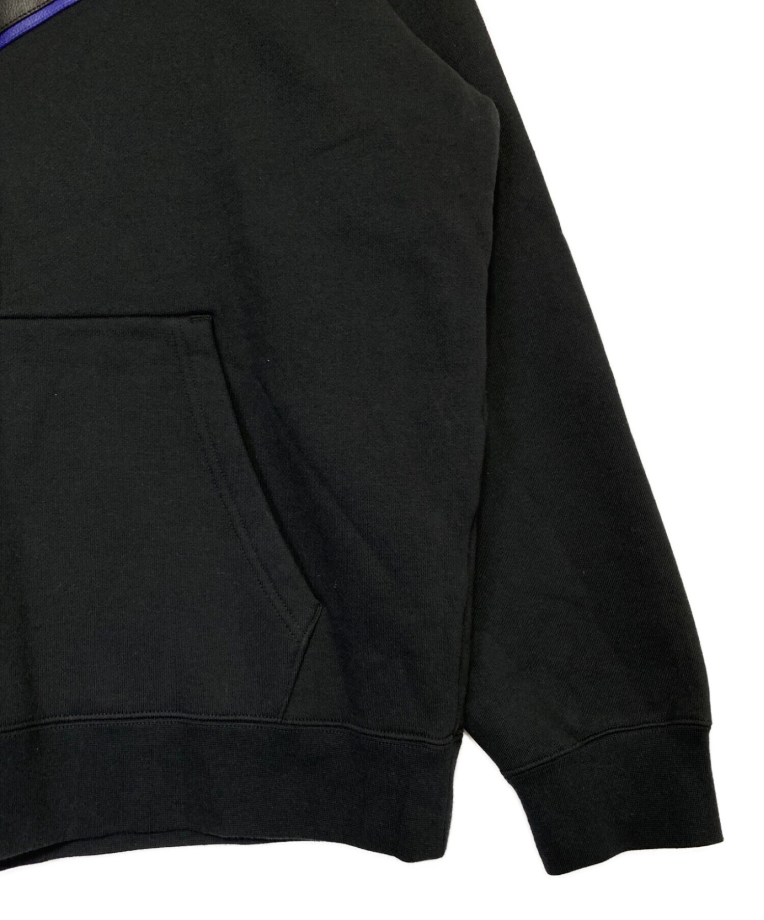 SUPREME (シュプリーム) NIKE (ナイキ) Leather Applique Hooded Sweatshirt ブラック サイズ:L