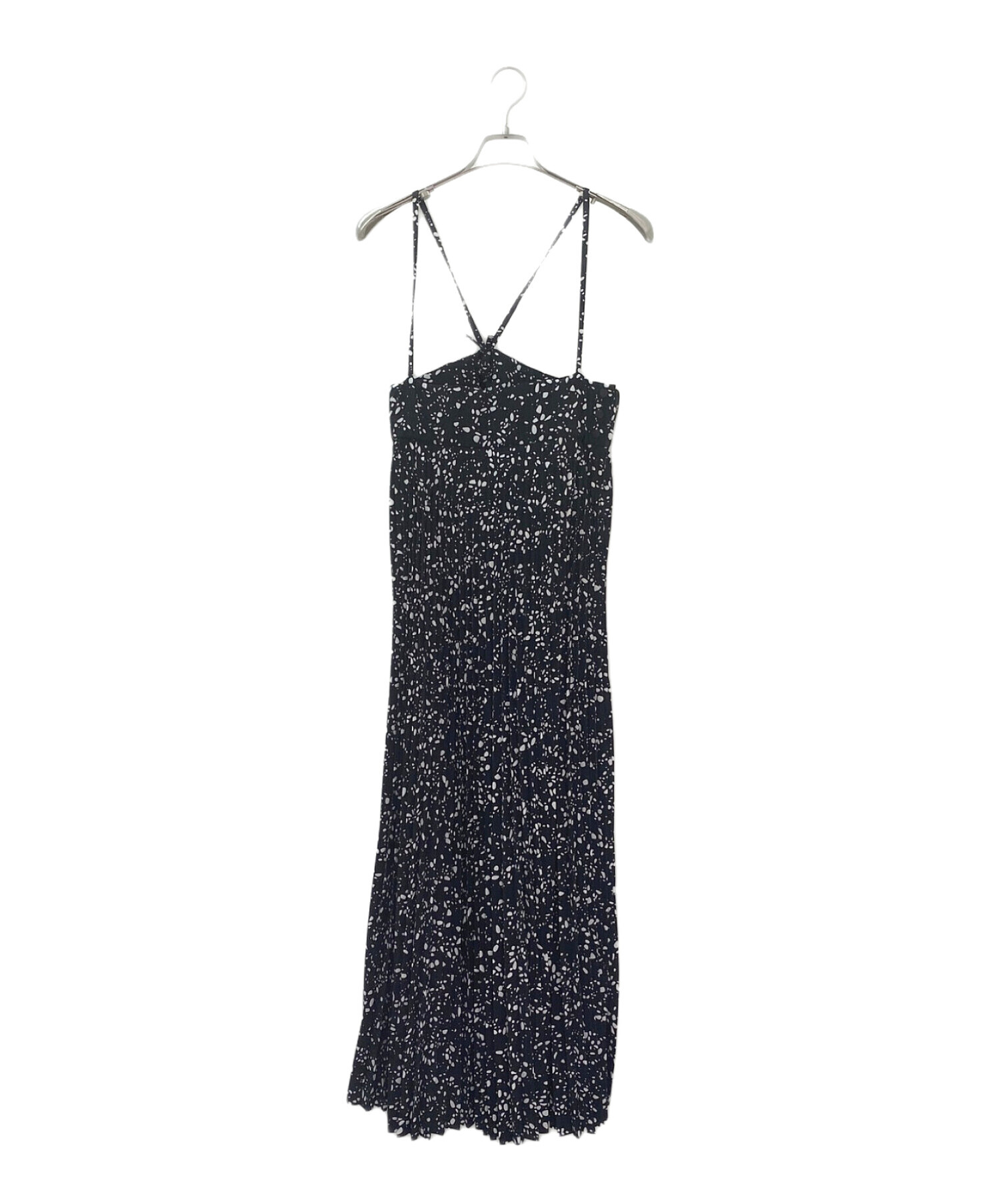 中古・古着通販】HYKE (ハイク) PEBBLE PRINTED MAXI DRESS ブラック サイズ:1｜ブランド・古着通販  トレファク公式【TREFAC FASHION】スマホサイト