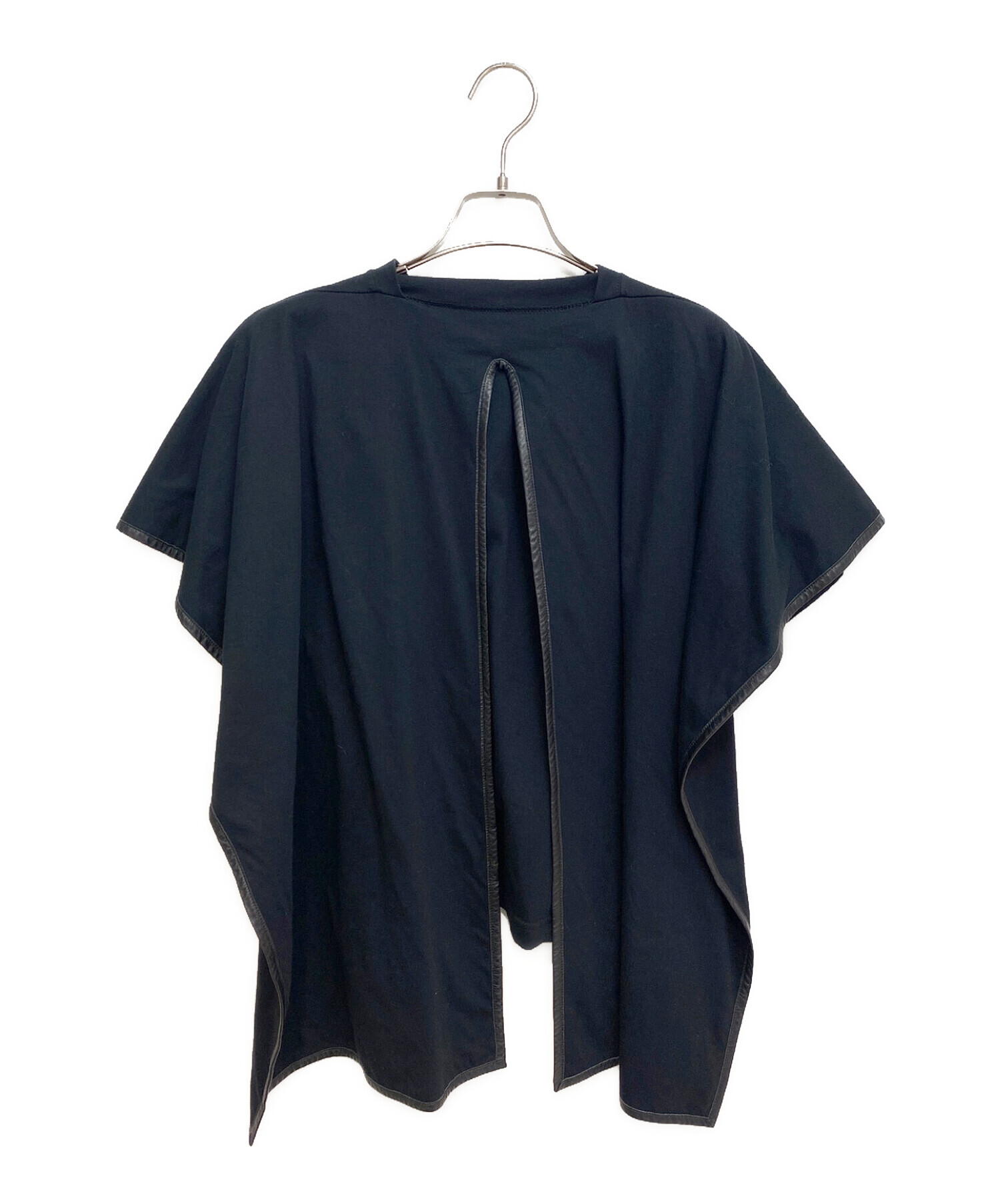 中古・古着通販】CELINE (セリーヌ) Cloak Cut And Sew (マントカットソー) ブラック サイズ:XS｜ブランド・古着通販  トレファク公式【TREFAC FASHION】スマホサイト