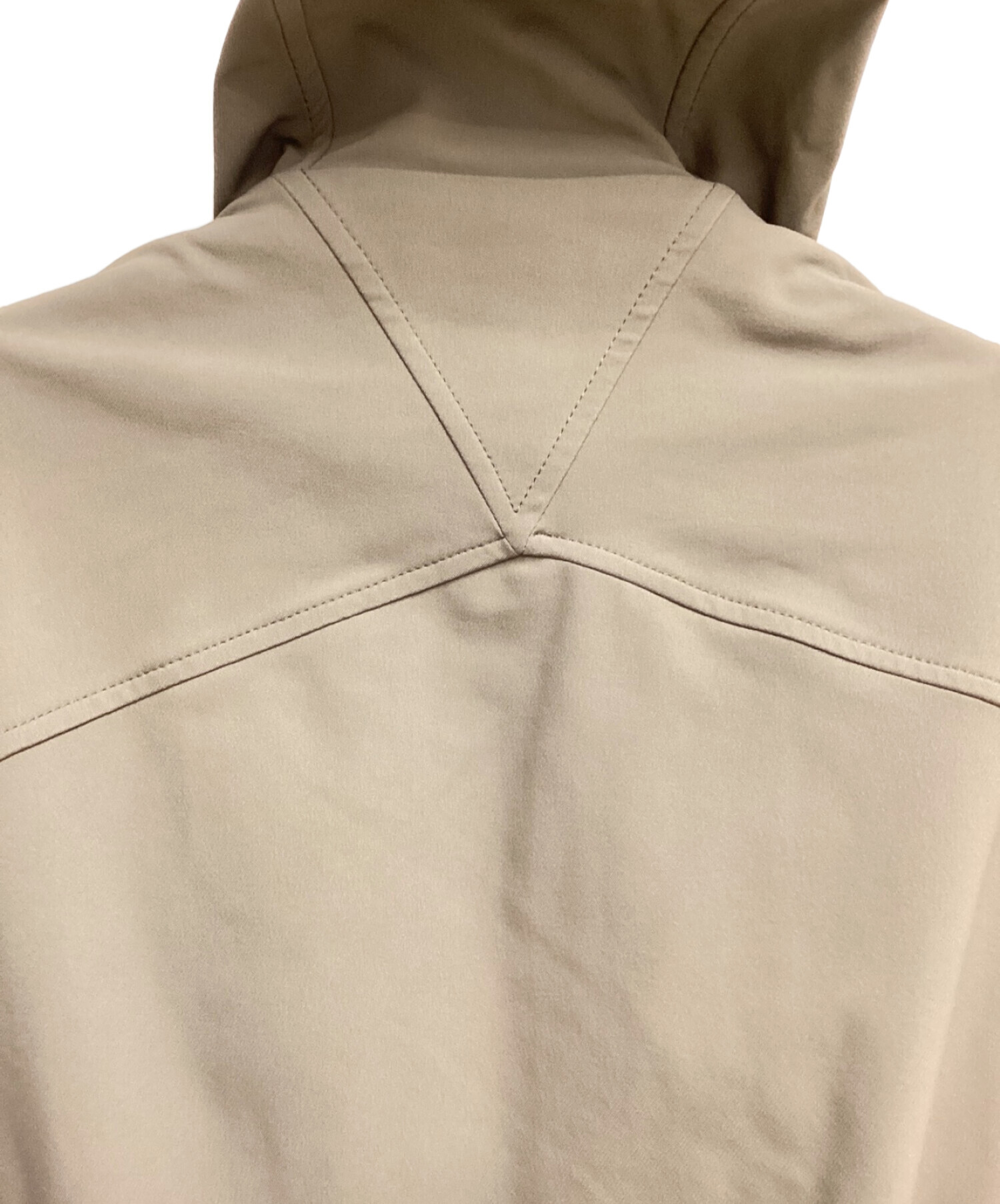 BOTTEGA VENETA (ボッテガベネタ) LIGHT TECH GABARDINE BLOUSON  (ライトテックギャバジンブルゾン）/ギャバジンフードジップアップブルゾン ベージュ サイズ:46