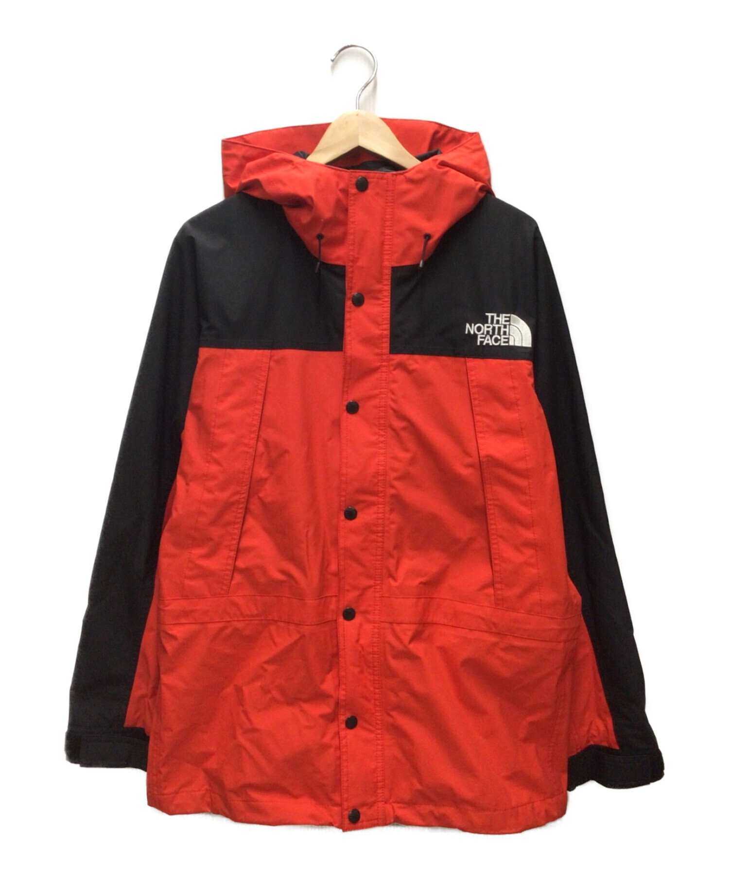 THE NORTH FACE (ザ ノース フェイス) マウンテンライトジャケット／ハードシェル／トレッキングウェア レッド サイズ:L