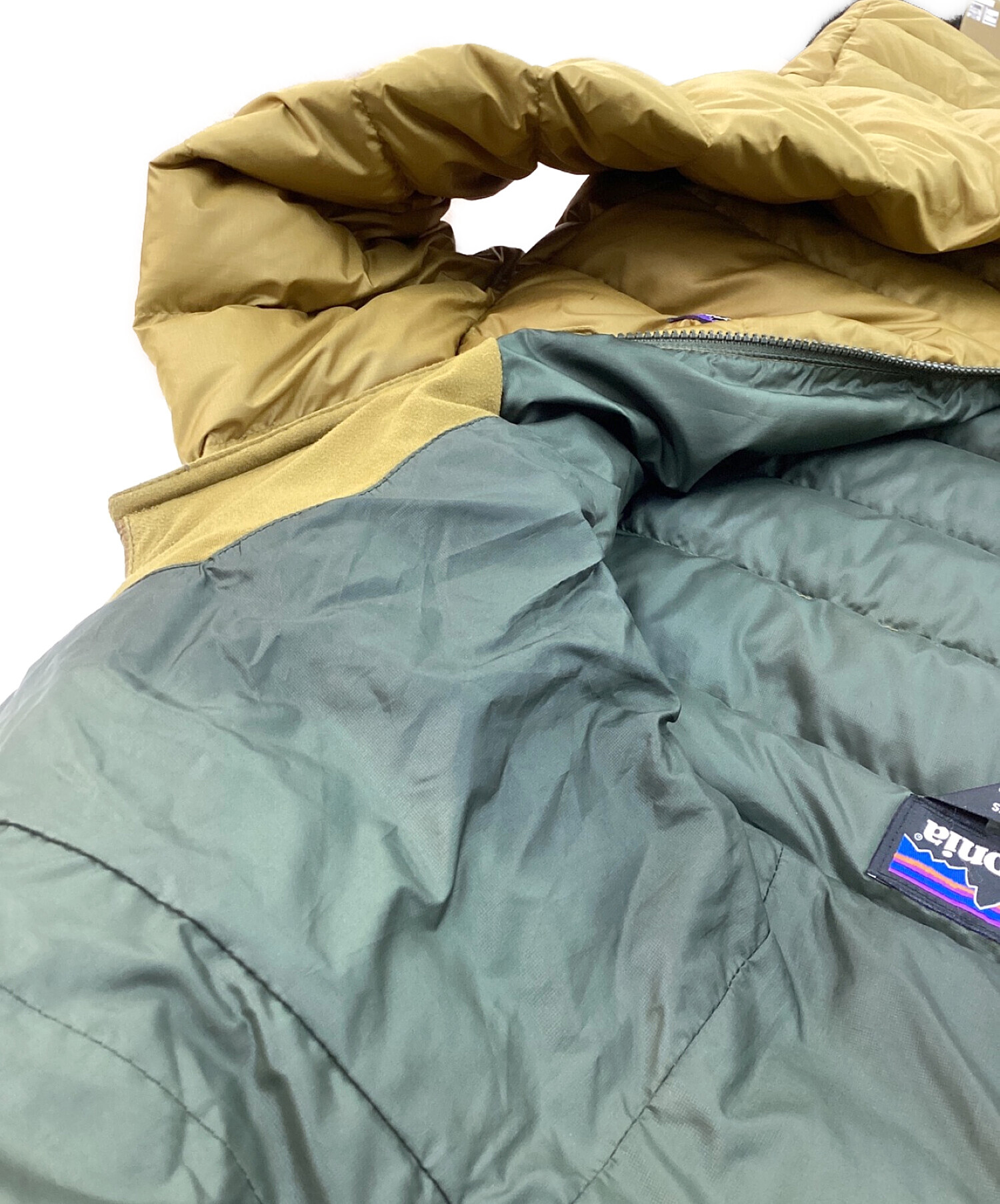 中古・古着通販】Patagonia (パタゴニア) ダウン・セーター・フーディ ...