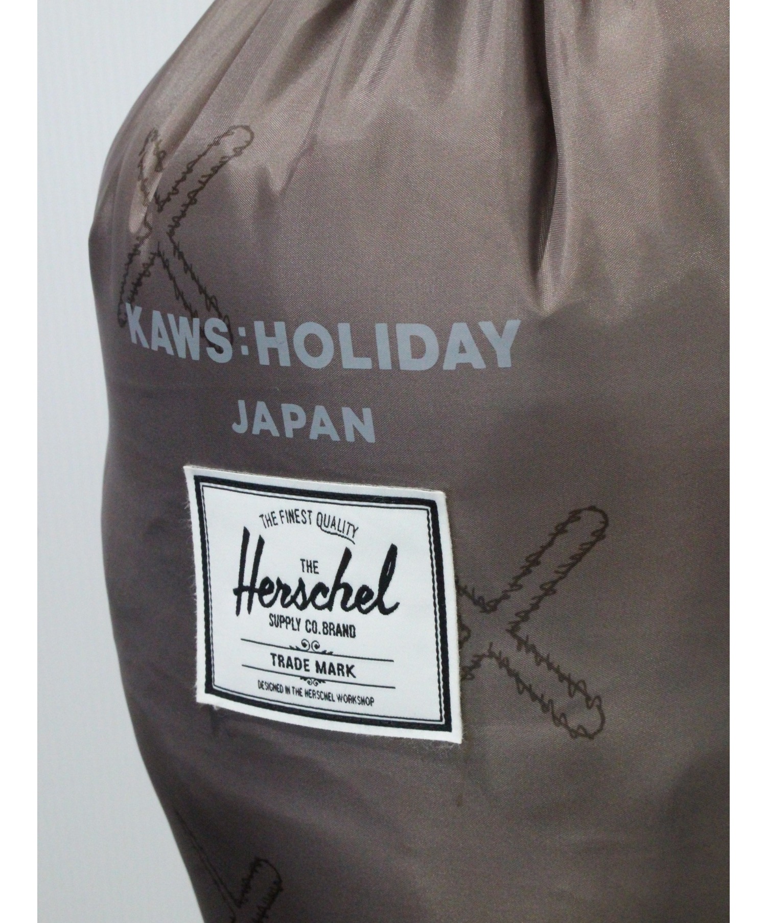 KAWS HOLIDAY JAPAN 寝袋-