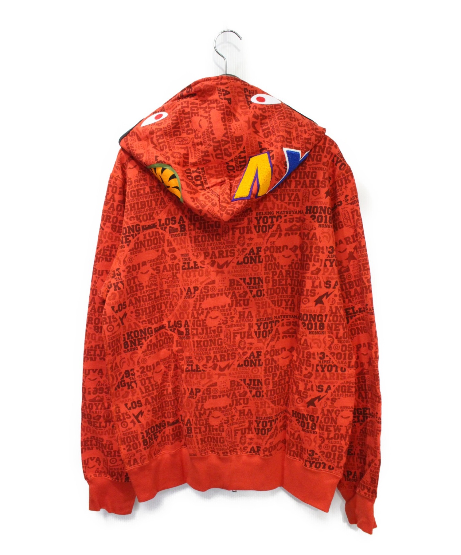 A BATHING APE (アベイシングエイプ) 25TH SHARK FLL ZIP HOODIE レッド サイズ:XL 未使用品