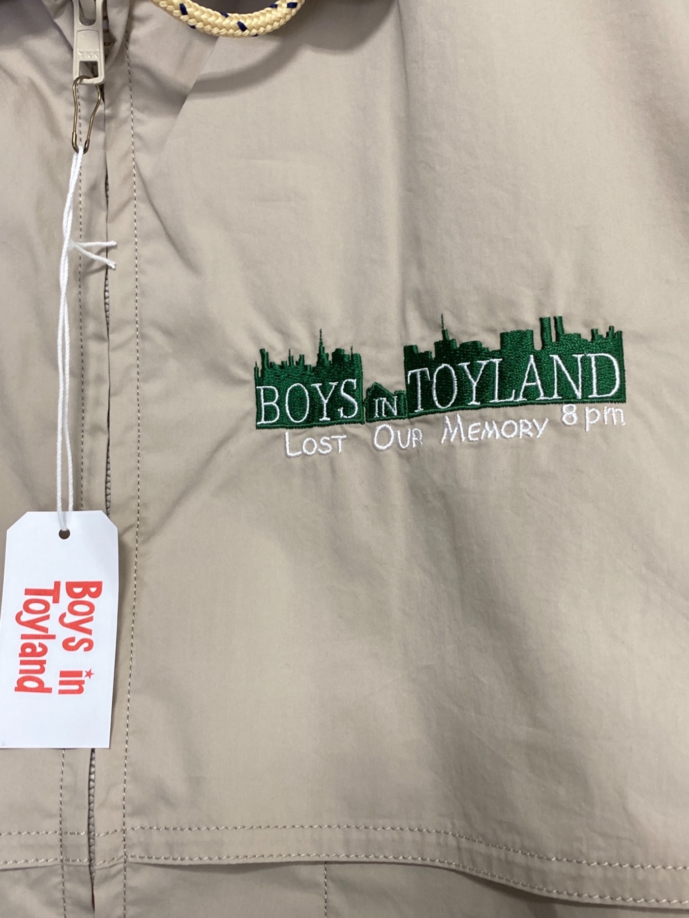 BOYS IN TOYLAND (ボーイズイントイランド) BIT NYLON JKT ベージュ サイズ:M 未使用品