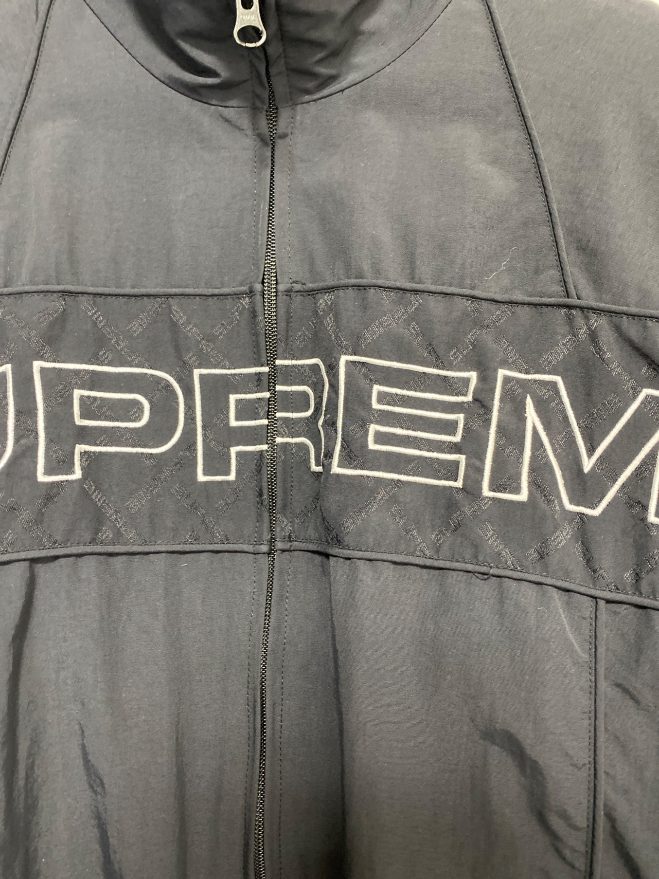 中古・古着通販】SUPREME (シュプリーム) Jacquard Panel Track Jacket ブラック サイズ:M｜ブランド・古着通販  トレファク公式【TREFAC FASHION】スマホサイト