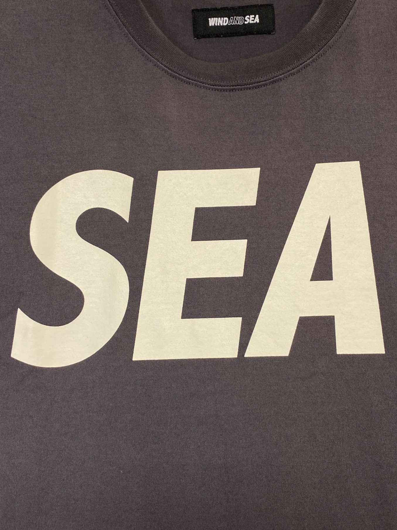 WIND AND SEA (ウィンダンシー) SEA Logo S／S Tee グレー サイズ:XL