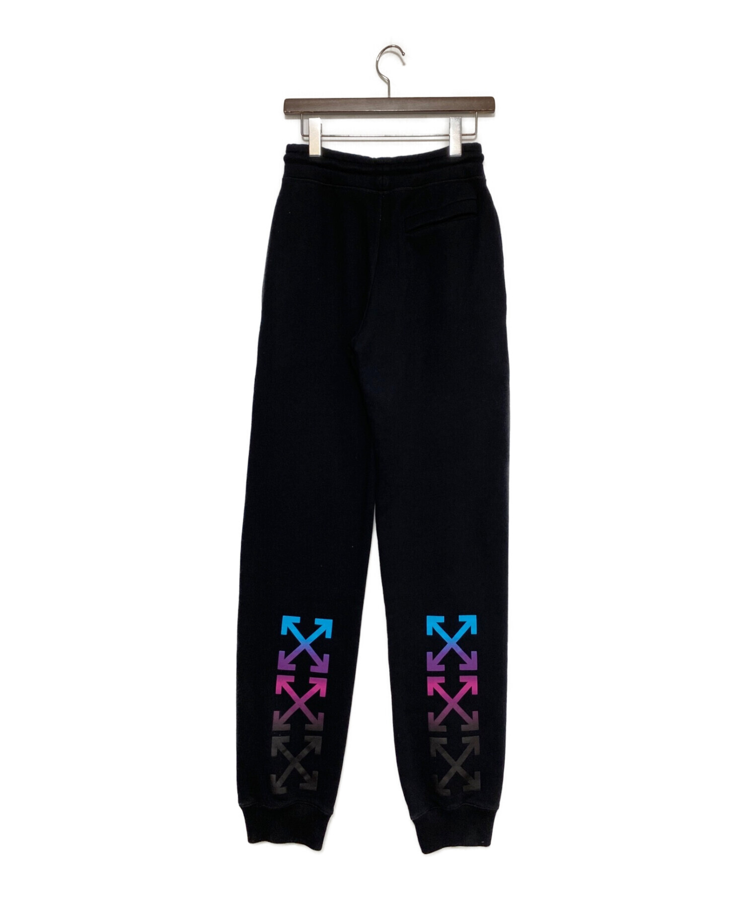 中古・古着通販】OFFWHITE (オフホワイト) Gradient Arrow Sweatpants ブラック サイズ:S｜ブランド・古着通販  トレファク公式【TREFAC FASHION】スマホサイト