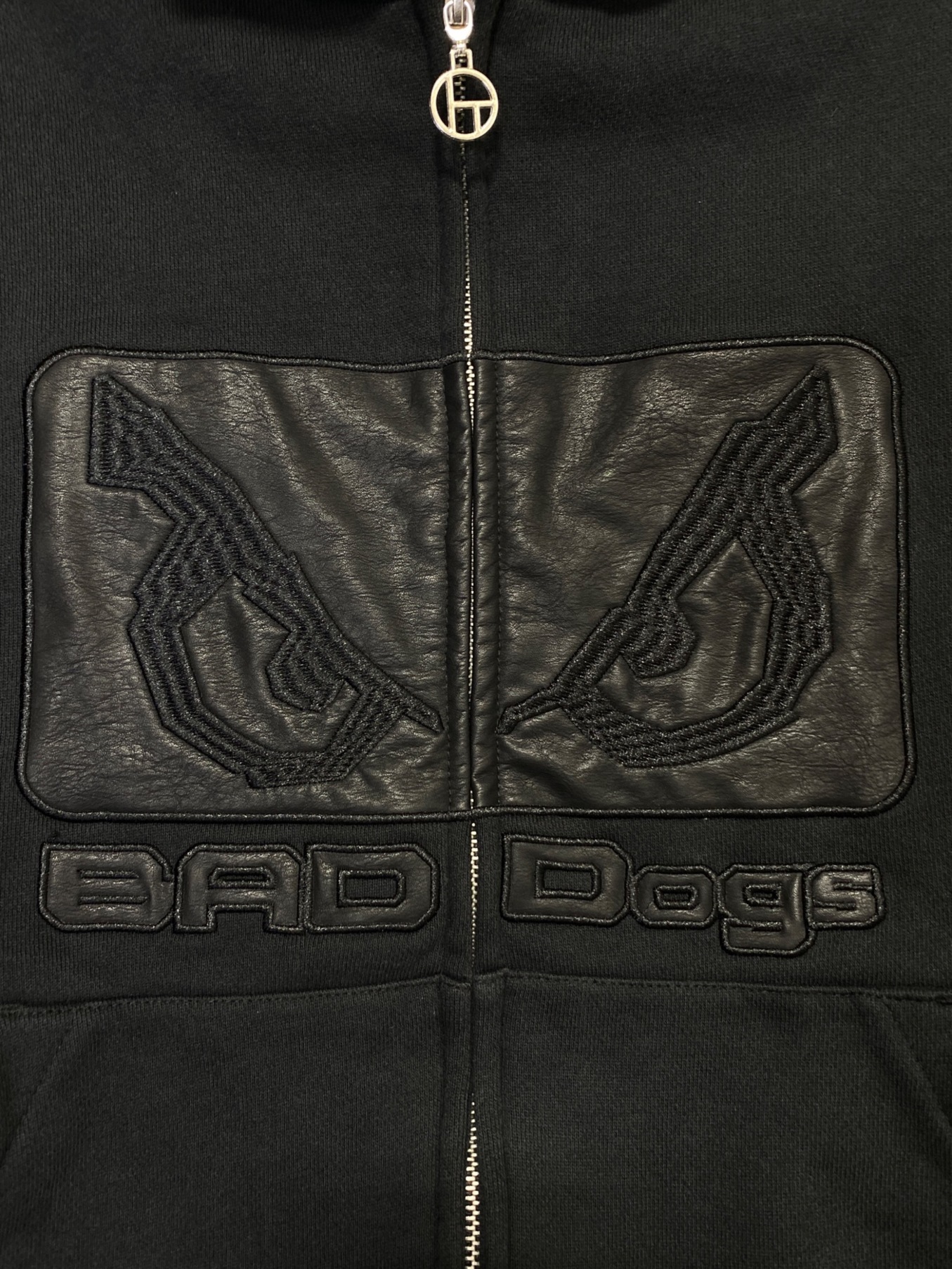 Dogs (ドッグス) BADBOY (バッドボーイ) F/Z パーカー ブラック サイズ:M