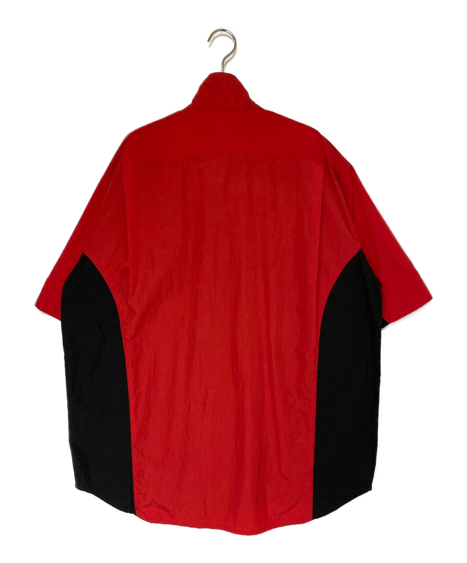 BALENCIAGA (バレンシアガ) ジップアップロゴ半袖シャツ レッド サイズ:44