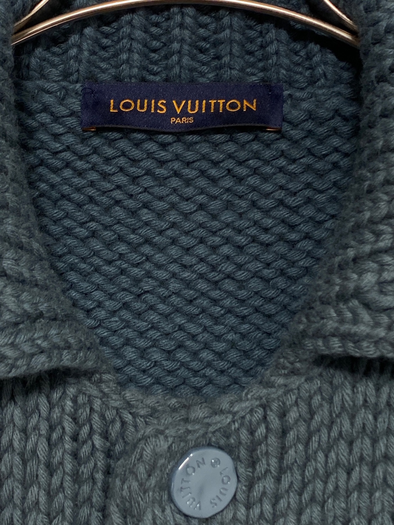 LOUIS VUITTON (ルイ ヴィトン) チャンキーボタンニットジャケット グレー サイズ:L