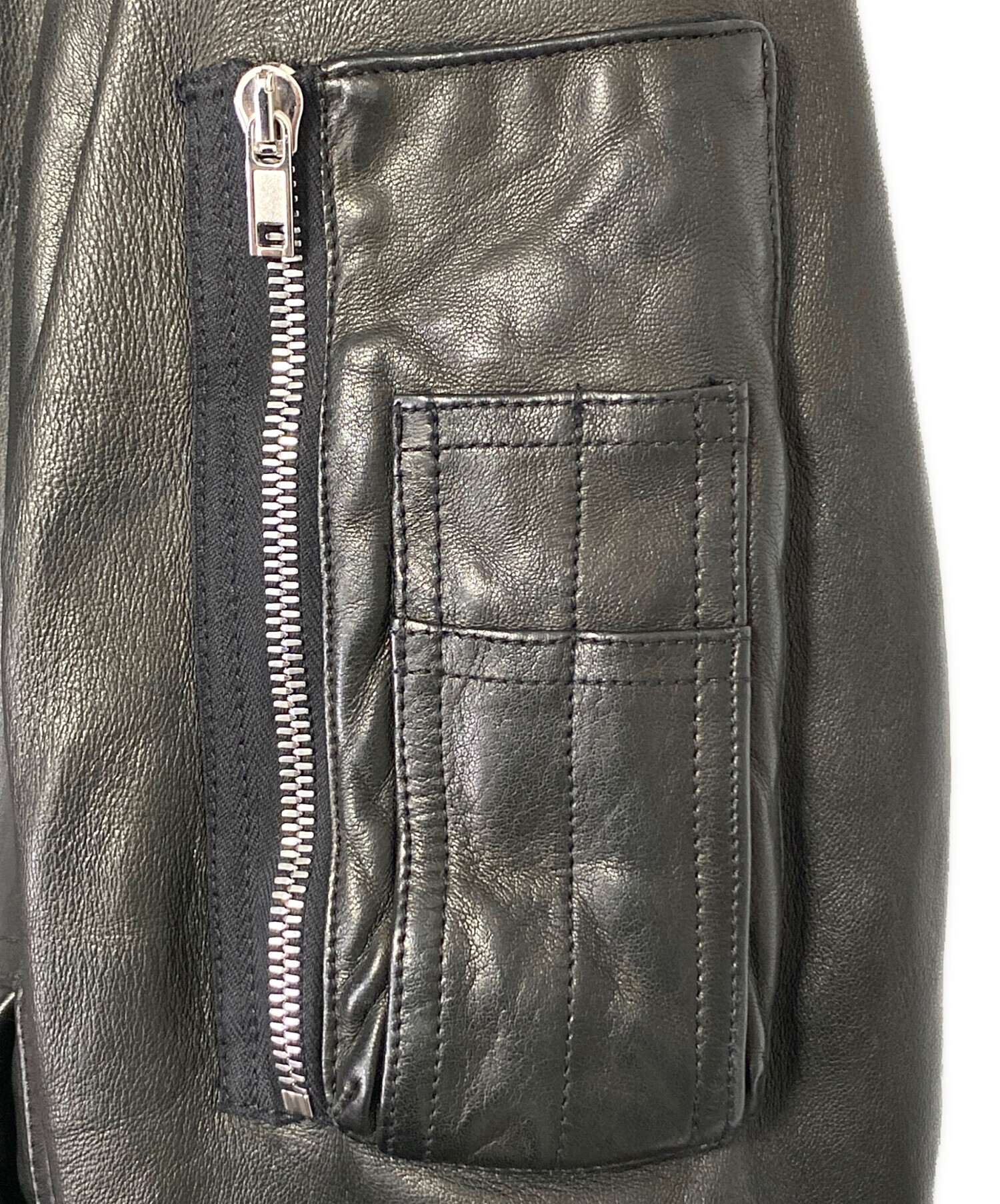 中古・古着通販】RICK OWENS (リックオウエンス) MA1レザーボンバーブルゾン ブラック サイズ:US42｜ブランド・古着通販  トレファク公式【TREFAC FASHION】スマホサイト