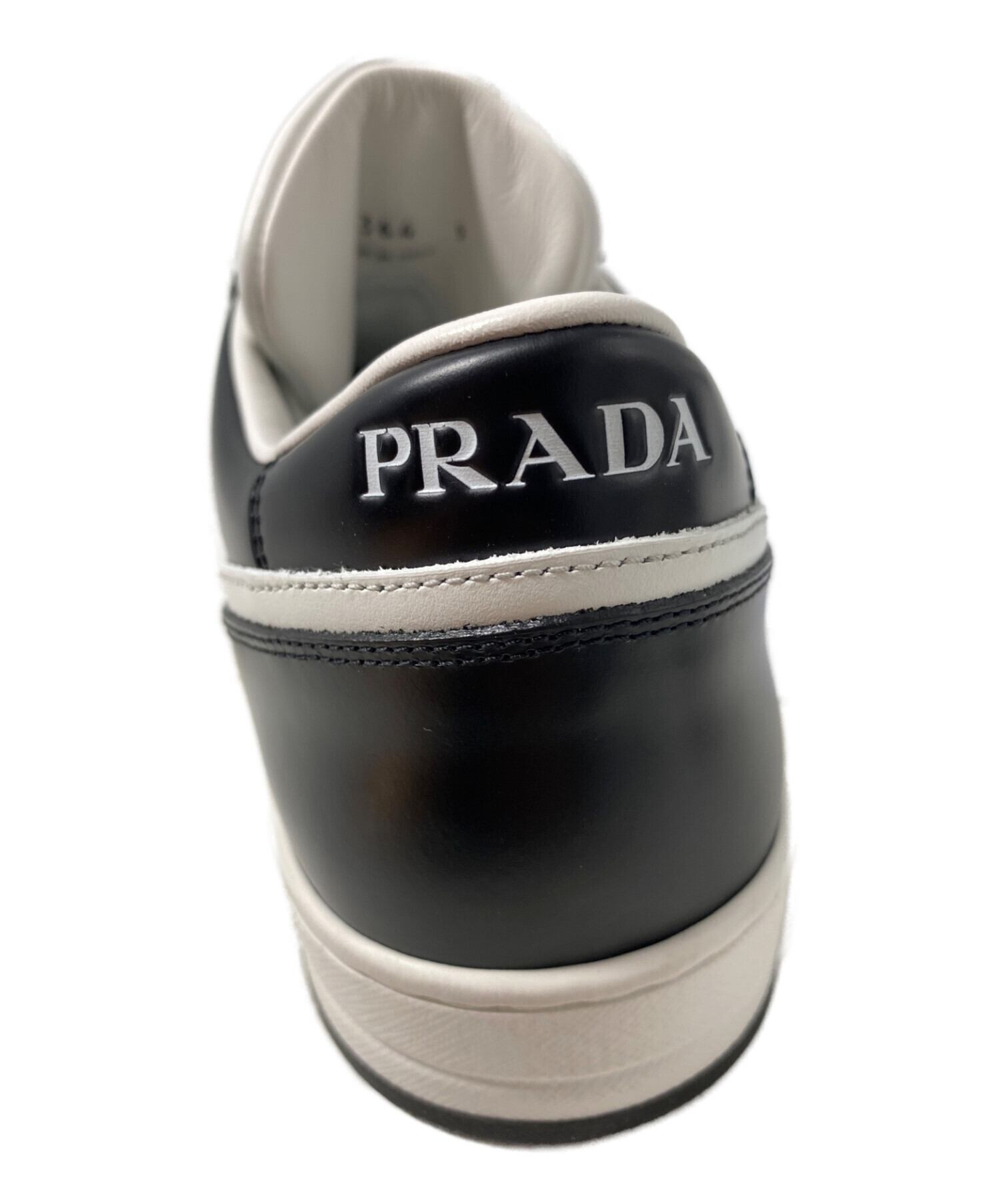 中古・古着通販】PRADA (プラダ) ダウンタウンレザースニーカー ホワイト×ブラック サイズ:27｜ブランド・古着通販  トレファク公式【TREFAC FASHION】スマホサイト