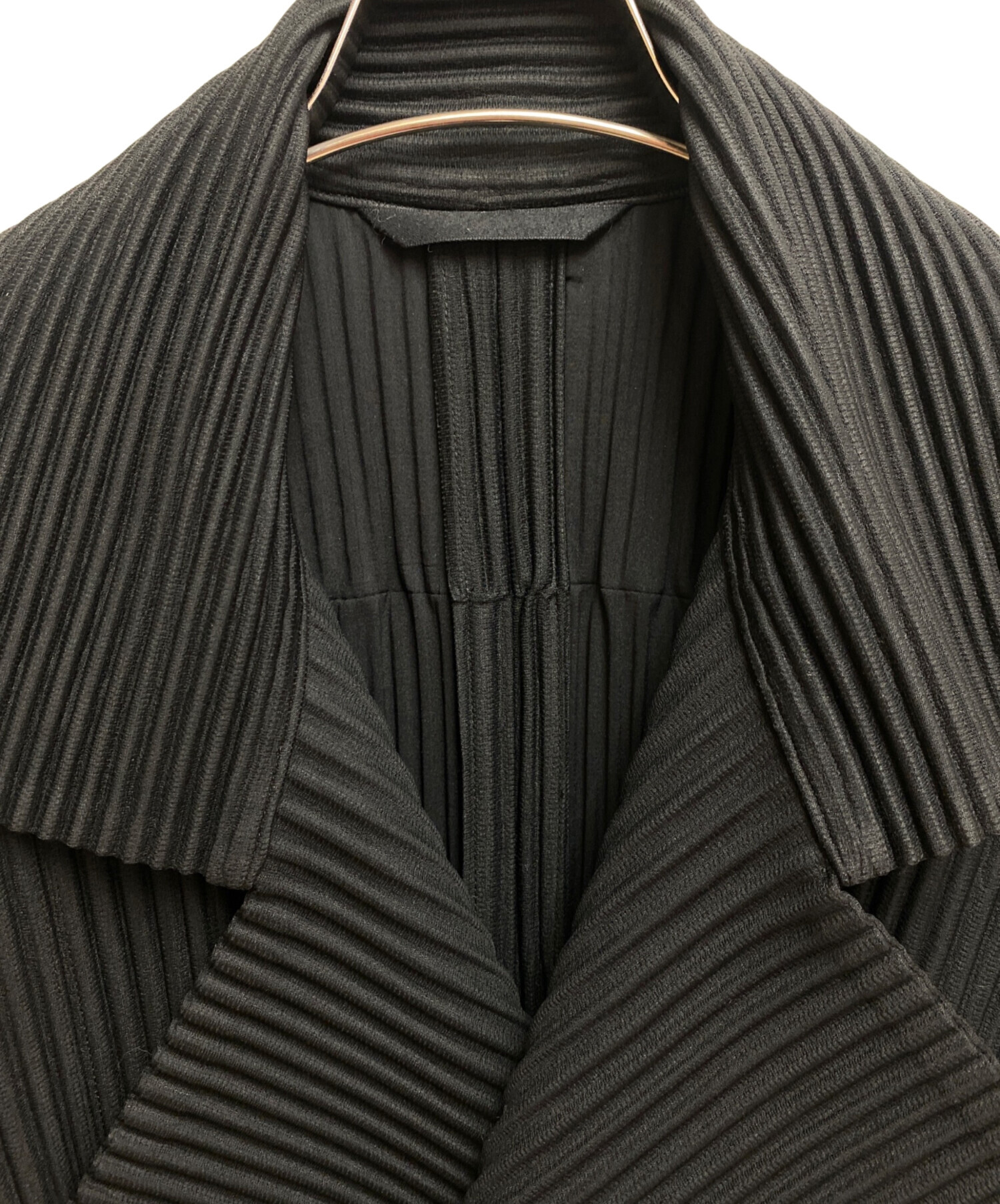 HOMME PLISSE ISSEY MIYAKE (オムプリッセ イッセイ ミヤケ) Pleats long coat (プリーツロングコート)  ブラック サイズ:1