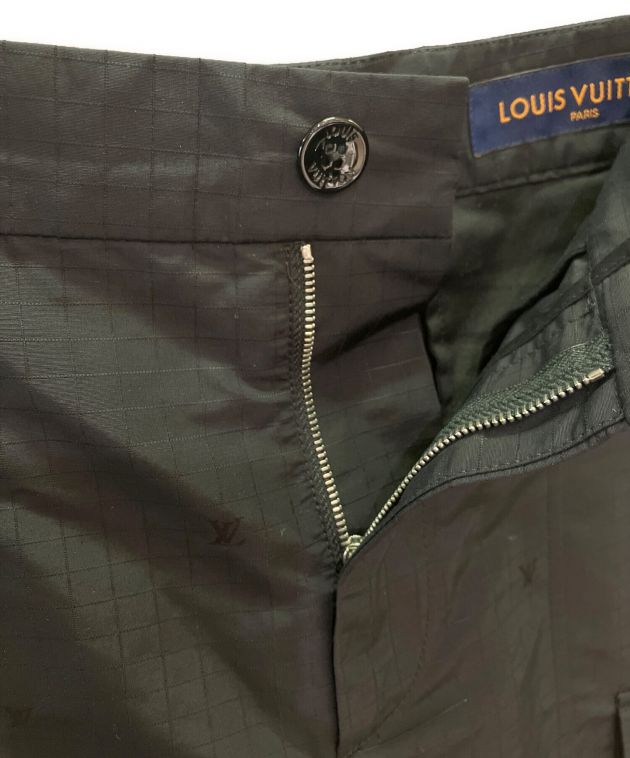 中古・古着通販】LOUIS VUITTON (ルイ ヴィトン) 23AW モノグラムカーゴショーツ ブラック サイズ:46｜ブランド・古着通販  トレファク公式【TREFAC FASHION】スマホサイト