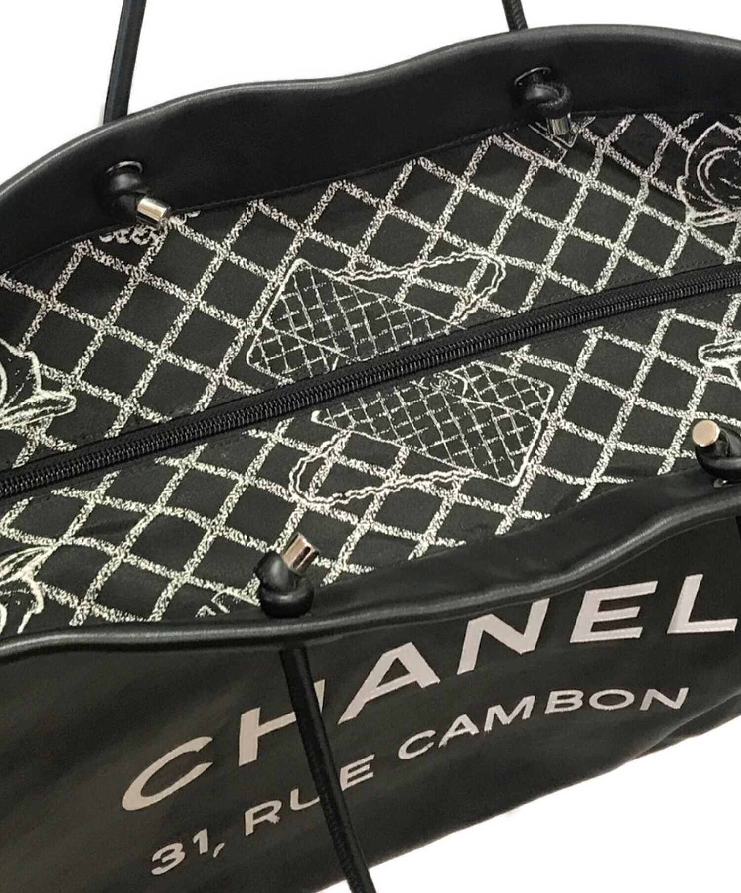 CHANEL (シャネル) エッセンシャルトートバッグ ブラック サイズ:-