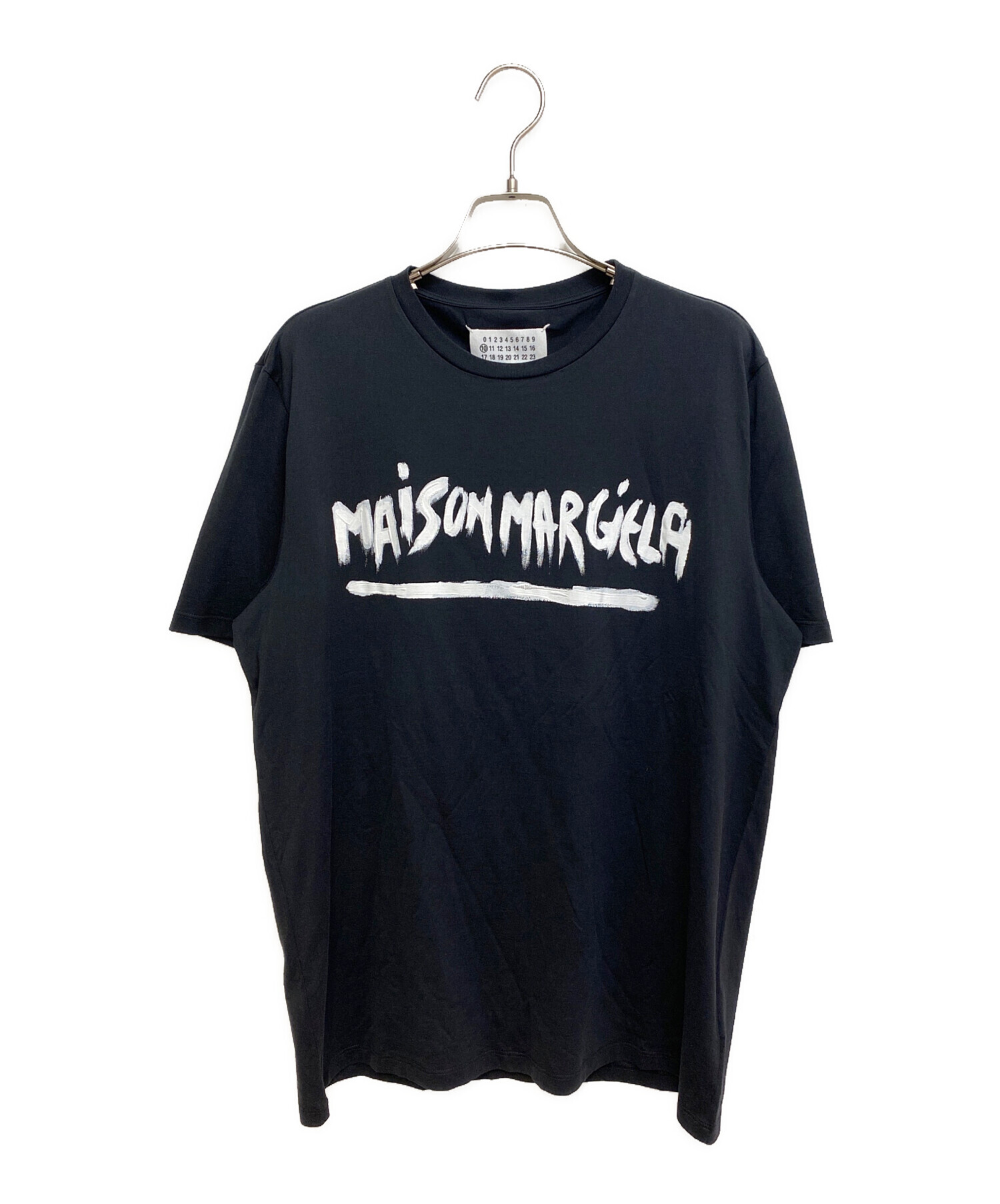 中古・古着通販】Maison Margiela (メゾンマルジェラ) ロゴペイントカットソー ブラック サイズ:50｜ブランド・古着通販  トレファク公式【TREFAC FASHION】スマホサイト