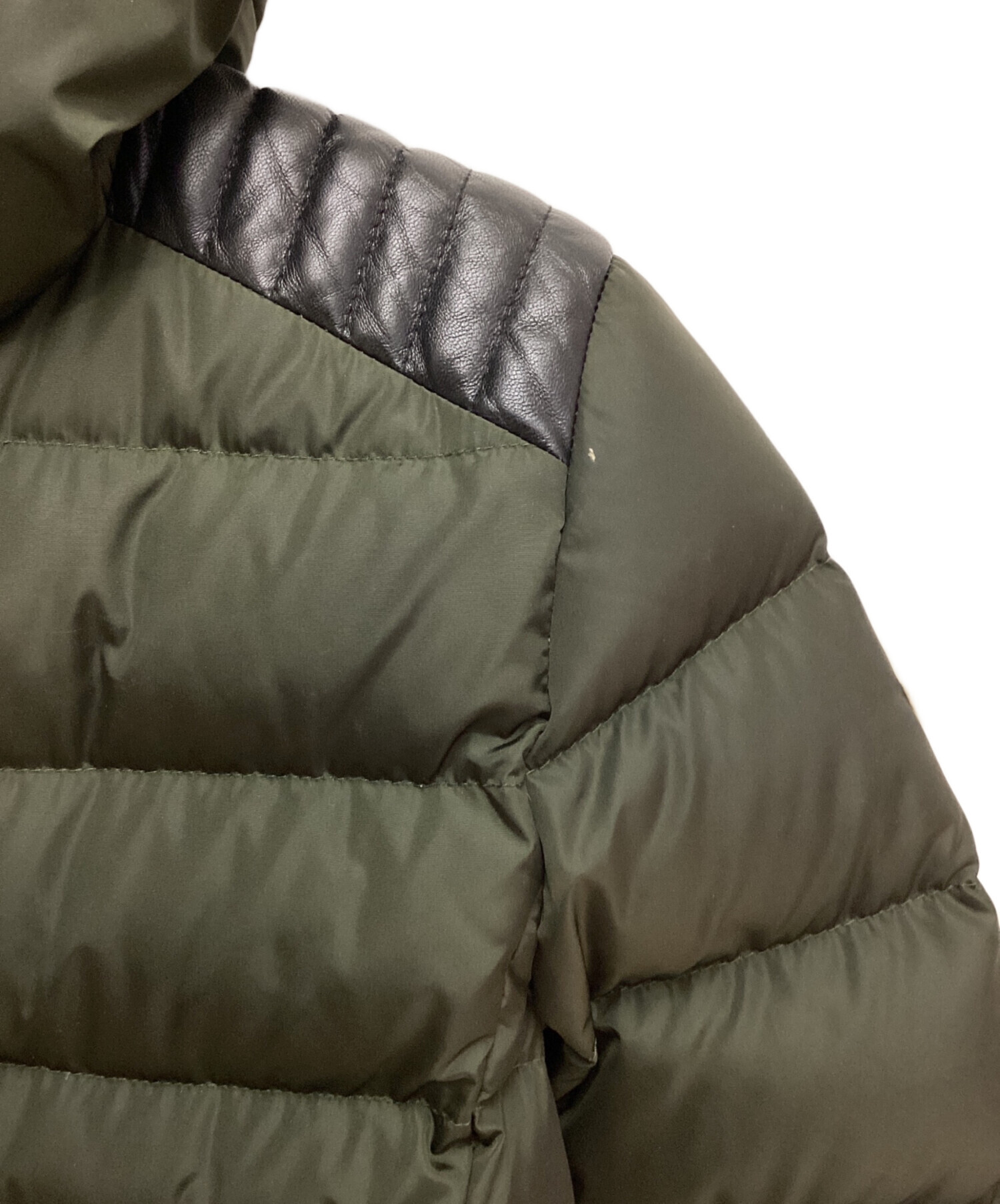 中古・古着通販】MONCLER (モンクレール) TALEV（タレブ）/ロングダウンジャケット カーキ×ブラック｜ブランド・古着通販  トレファク公式【TREFAC FASHION】スマホサイト