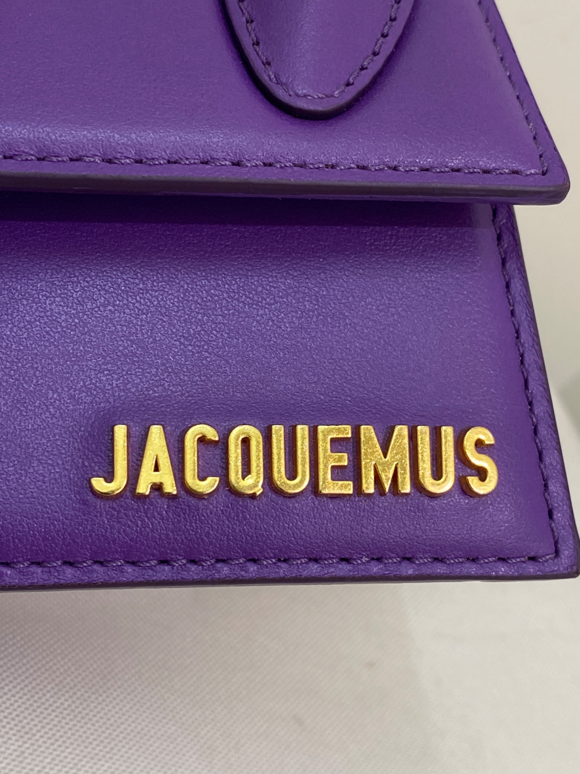 中古・古着通販】jacquemus (ジャックムス) LE CHIQUITO MOYEN TOTE BAG パープル サイズ:-｜ブランド・古着通販  トレファク公式【TREFAC FASHION】スマホサイト