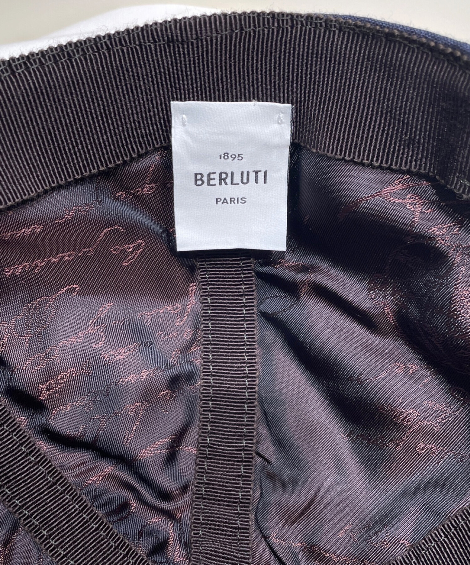 中古・古着通販】Berluti (ベルルッティ) ロゴ刺繍キャップ ネイビー