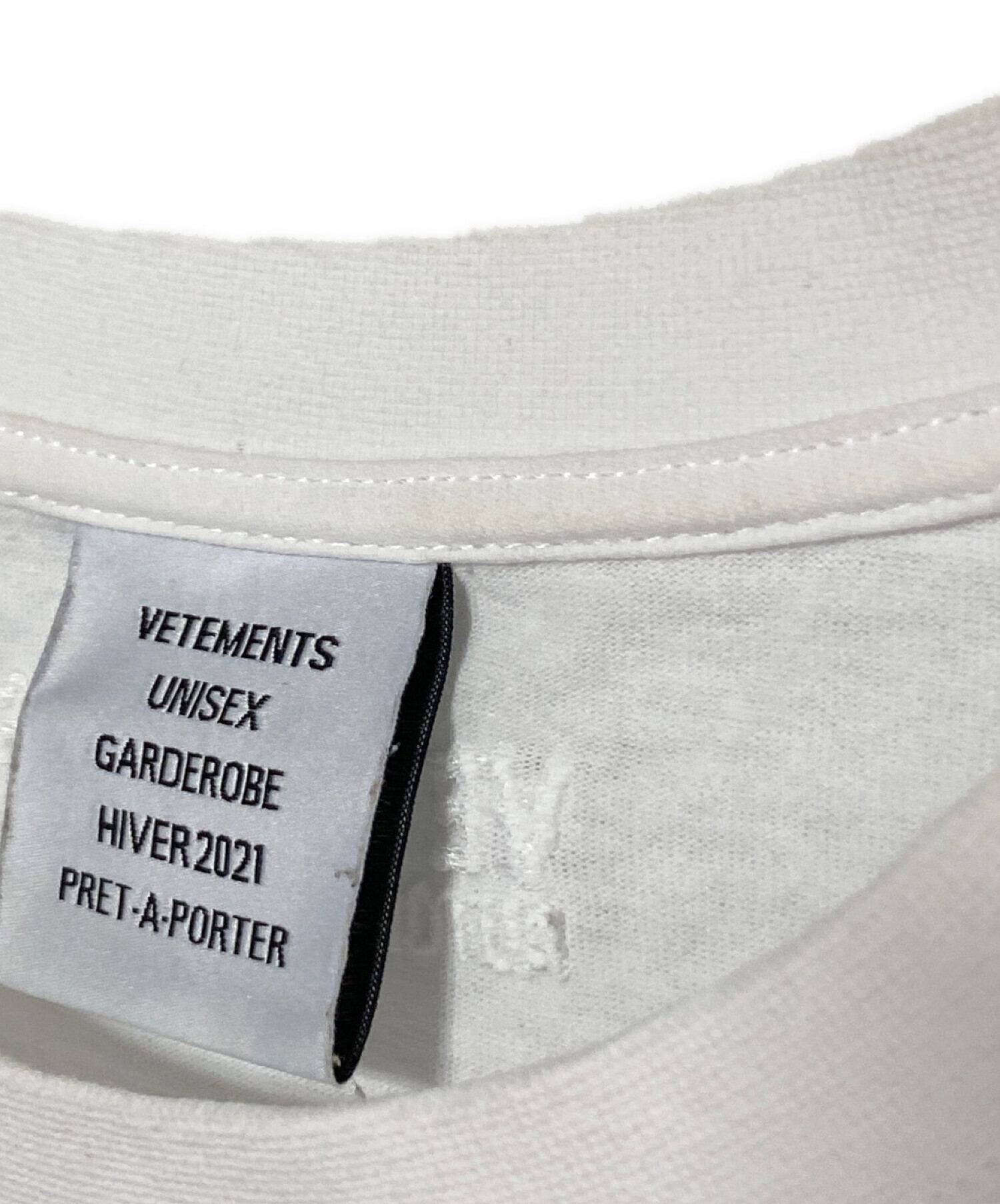 中古・古着通販】VETEMENTS (ヴェトモン) ワンポイントロゴカットソー ...